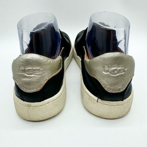 UGG Cas Black Leather Slip On Sneakers Gold Padded Heel Size 7.5 Boho Minimalist - Picture 8 of 11